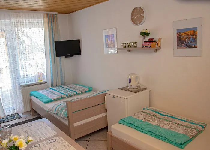 Zielona Okiennica Chillout Pansiyon Chłopy