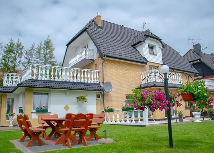 Zielona Okiennica Chillout Pansiyon Chłopy